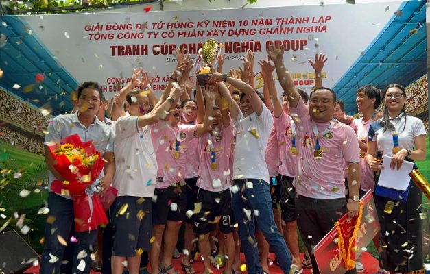 giai bong da tu hung tranh cup Chanh Nghia Group 2